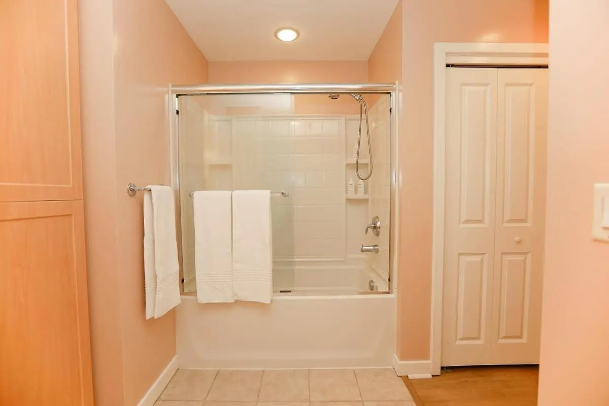 Sojourn Sanctuary Seaside Escape 3 Br Apartment Virginia Beach
