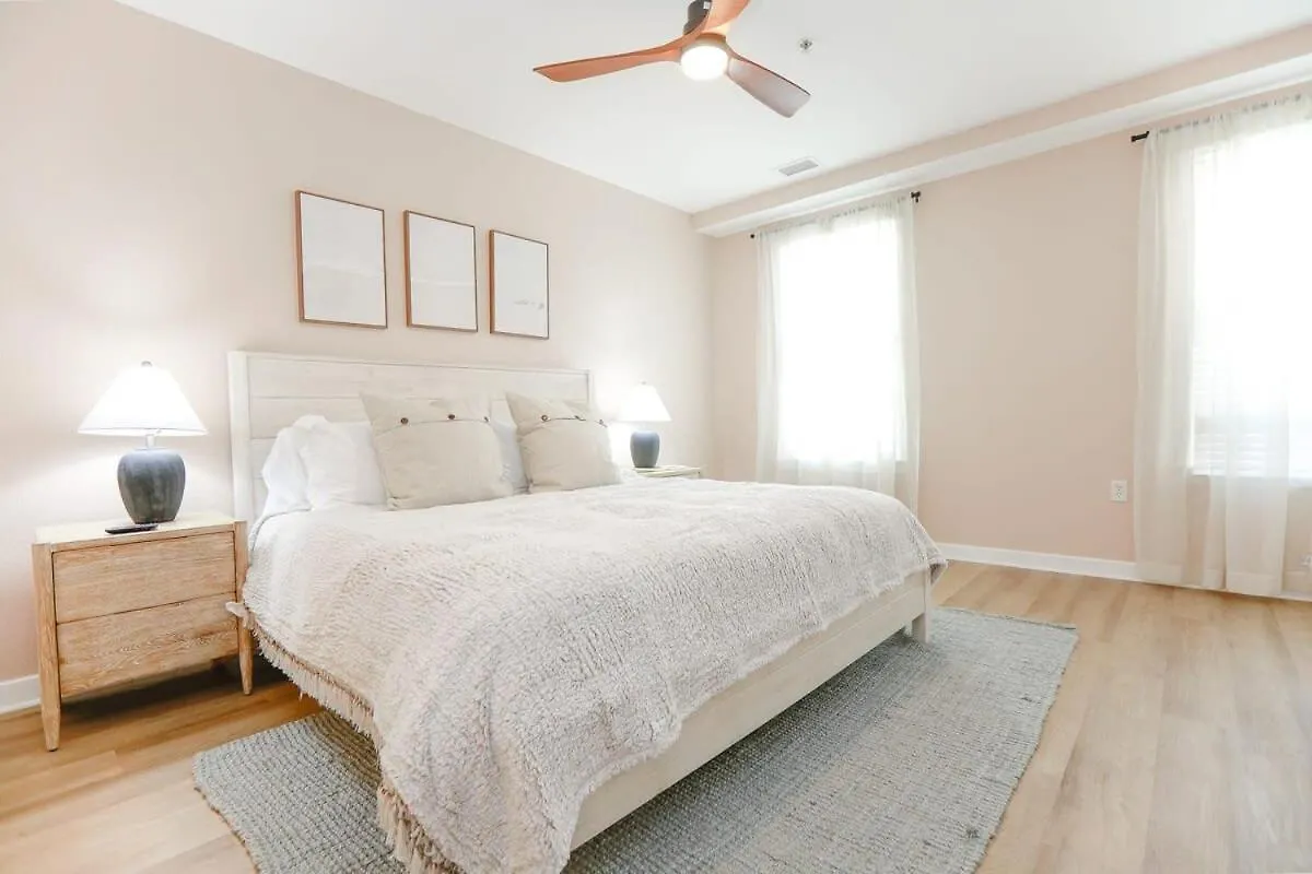 Sojourn Sanctuary Seaside Escape 3 Br Apartment Virginia Beach